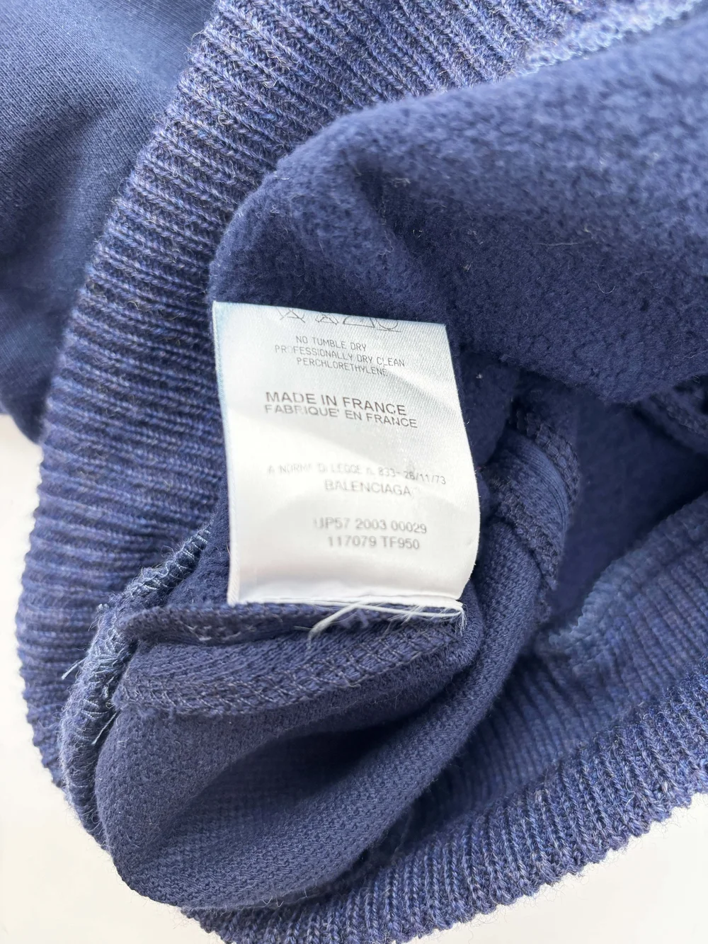 Balenciaga F/W 2003 navy cropped sweater — JAMES VELORIA